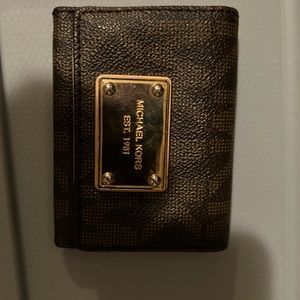 Small card wallet